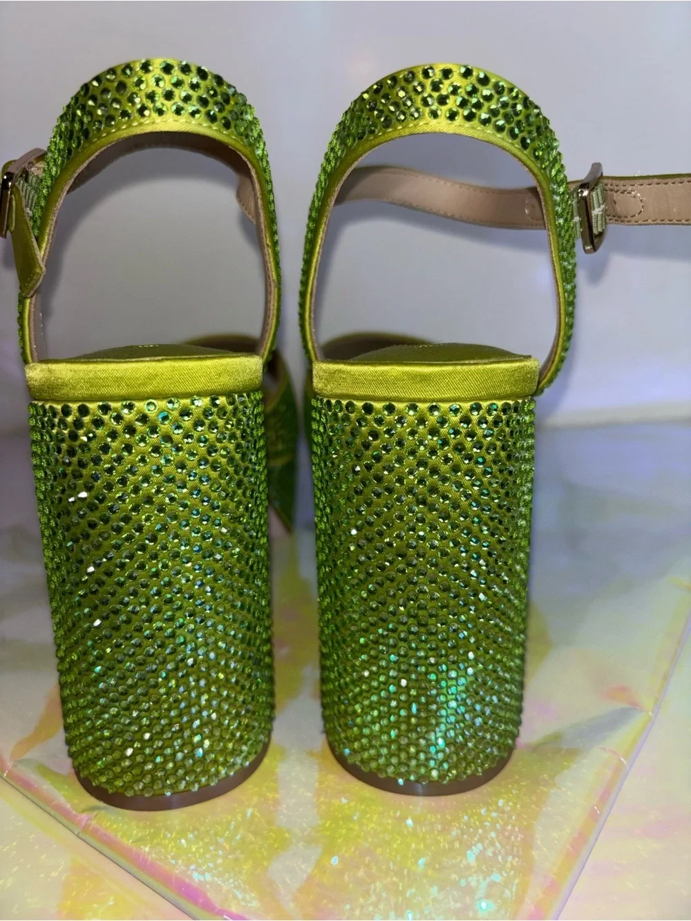 ANTONIO MELANI Neon Green Crystal Platform Sandals NWT SIZE 7.5